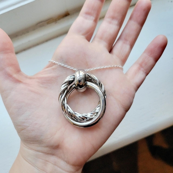 Vintage Silver Hoop Necklace - Picture 4 of 8